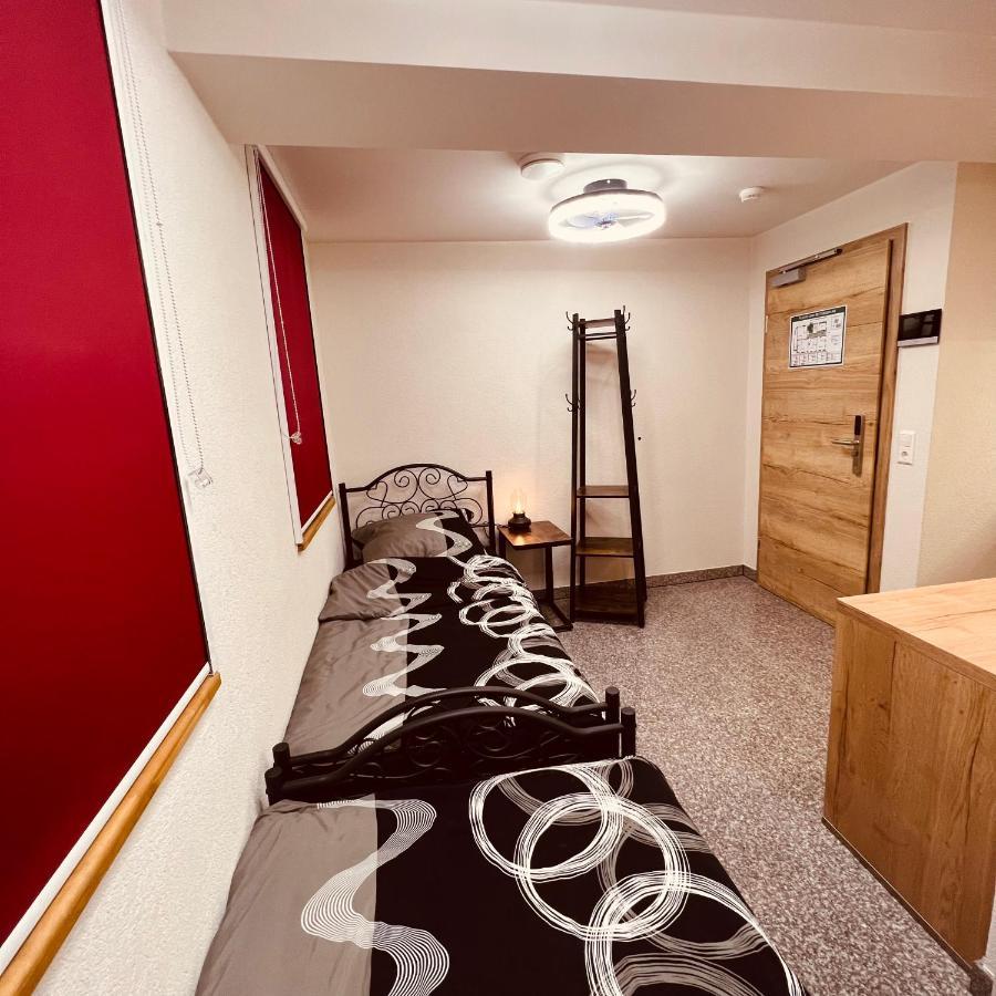 Rose Boardinghouse 24H-7D Self Check-In Automat Hotel Grossbottwar Exterior photo